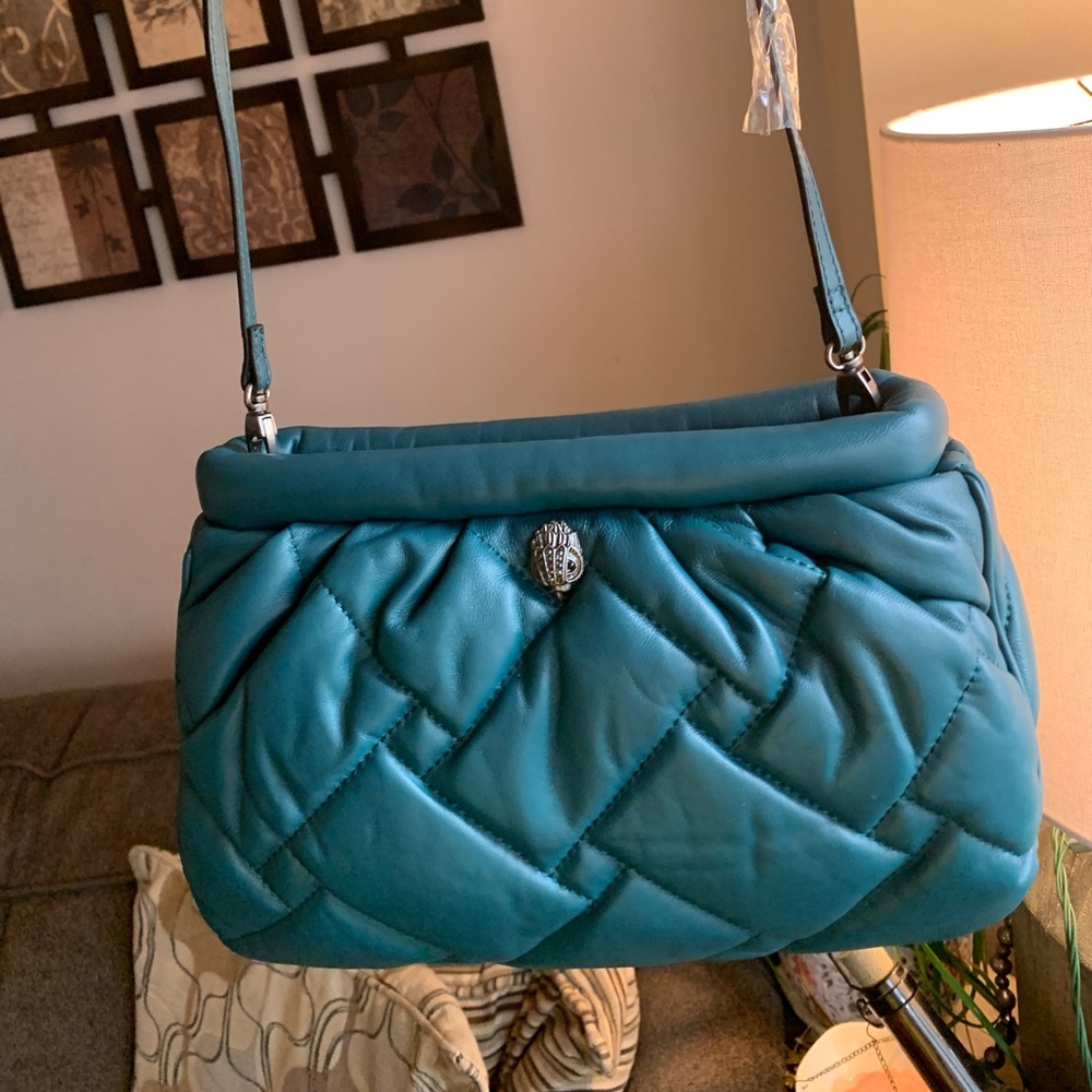 SOLD⛔️Authentic KURT GEIGER LONDON QUILTED LEATHER CONVERTIBLE TOP ZIP CLUTCH - Picture 12 of 16